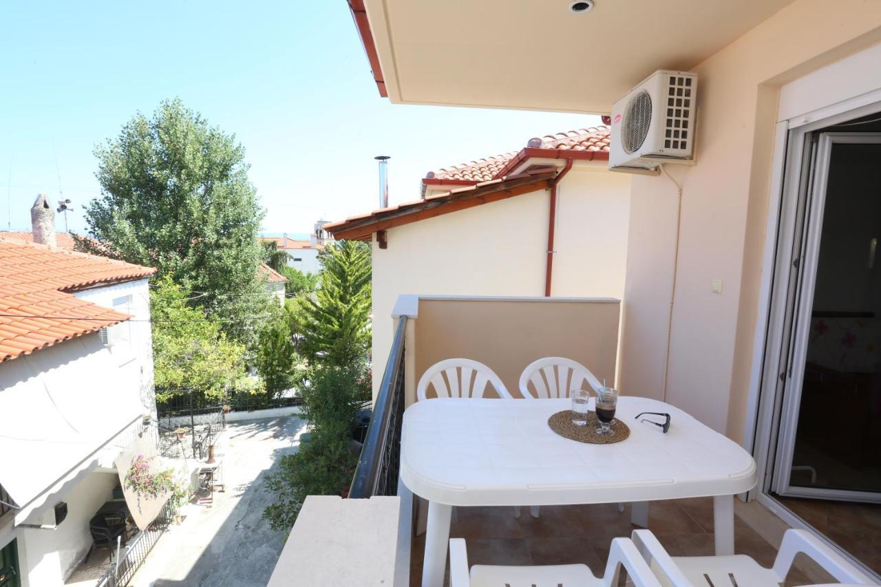 Palia Platia Apartments Pefkochori Exterior foto